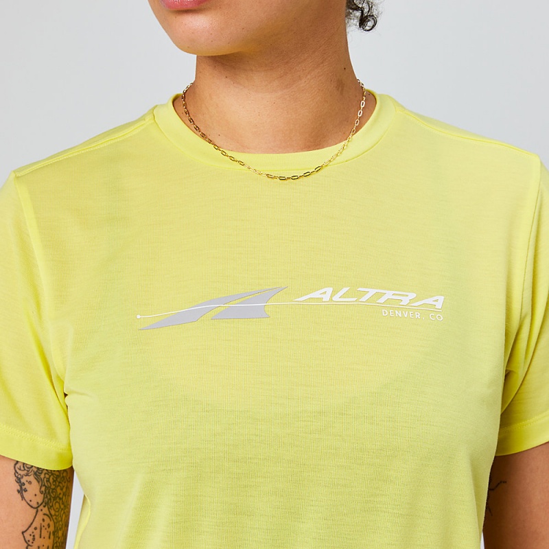 Yellow Altra EVERYDAY PERFORMANCE SHORT SLEEVE Women's T-Shirt | Australia AL5824X03